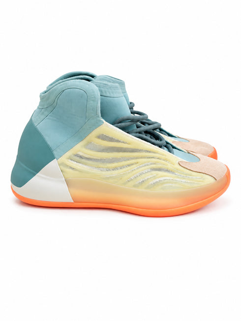 adidas YZY QNTM – Hi-Res Coral (HP6595)