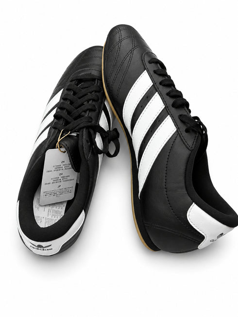 adidas Taekwondo Lace W – Core Black / Cloud White / Gum